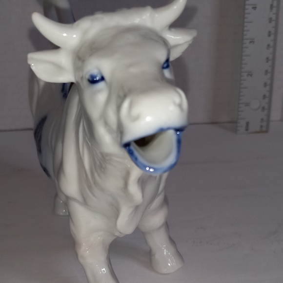 Delft Holland Cow Creamer Blue and White Classic - Picture 2 of 5